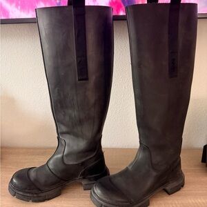 GANNI
knee-length 50mm boots